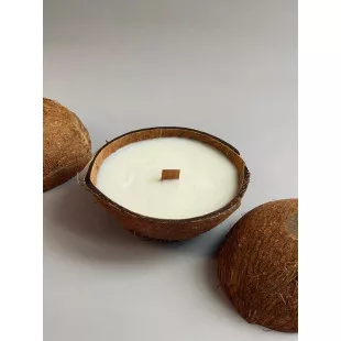 Свеча из соевого воска в кокосовой скорлупе / аромат Coconut 