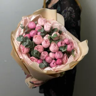 Розовый микс из кустовых роз