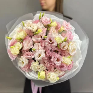 Махровые розовые эустомы