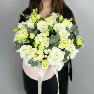 Коробка белых эустом